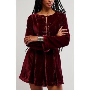 FREE PEOPLE Linney Velvet Mini / Cabernet